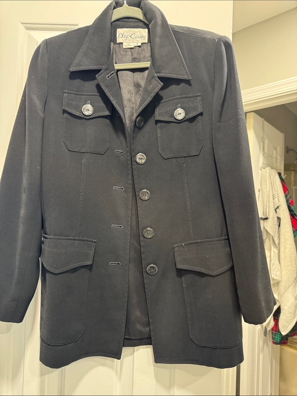 Oleg Cassini Men's Black Wool-Blend Pea Coat with Button Front